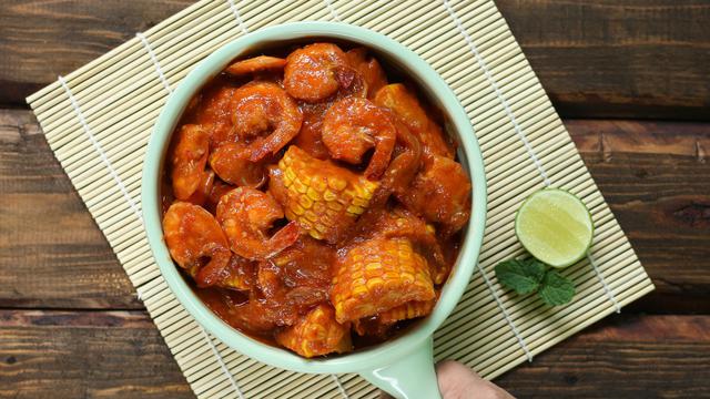 Resep Mix Seafood Saus Padang - Food Fimela.com