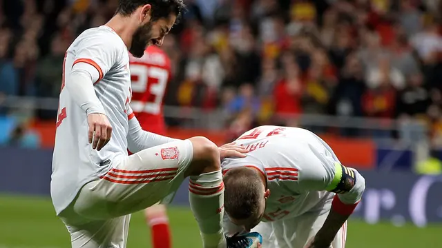 Cetak Gol ke Argentina, Sepatu Kanan Isco Dicium Sergio Ramos