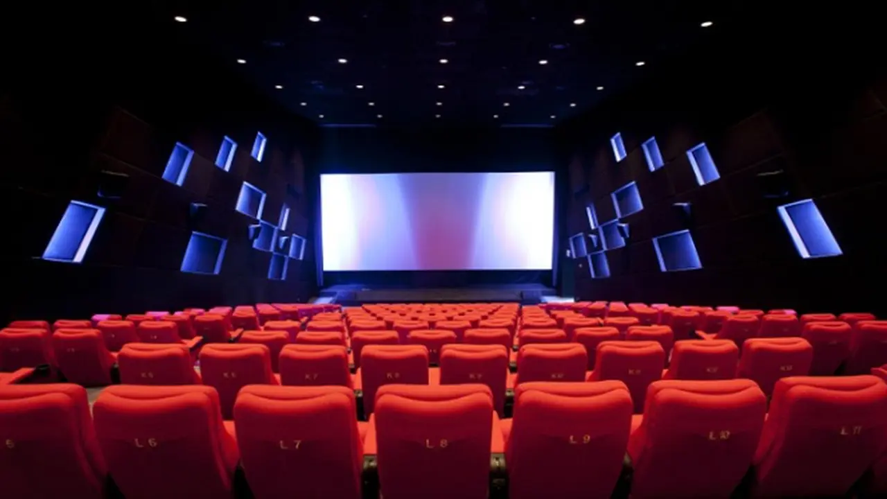Orang Indonesia Gemar Gunakan Google Saat Nonton Bioskop