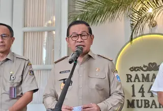 Gubernur DKI Jakarta Pramono Anung di Balai Kota DKI Jakarta, Senin (9/3/2026). (Liputan6.com/Winda Nelfira)