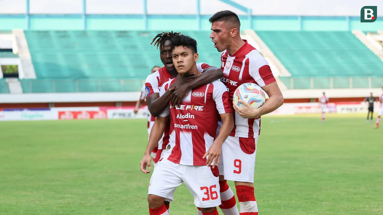 FOTO Persis Solo Vs Bhayangkara FC