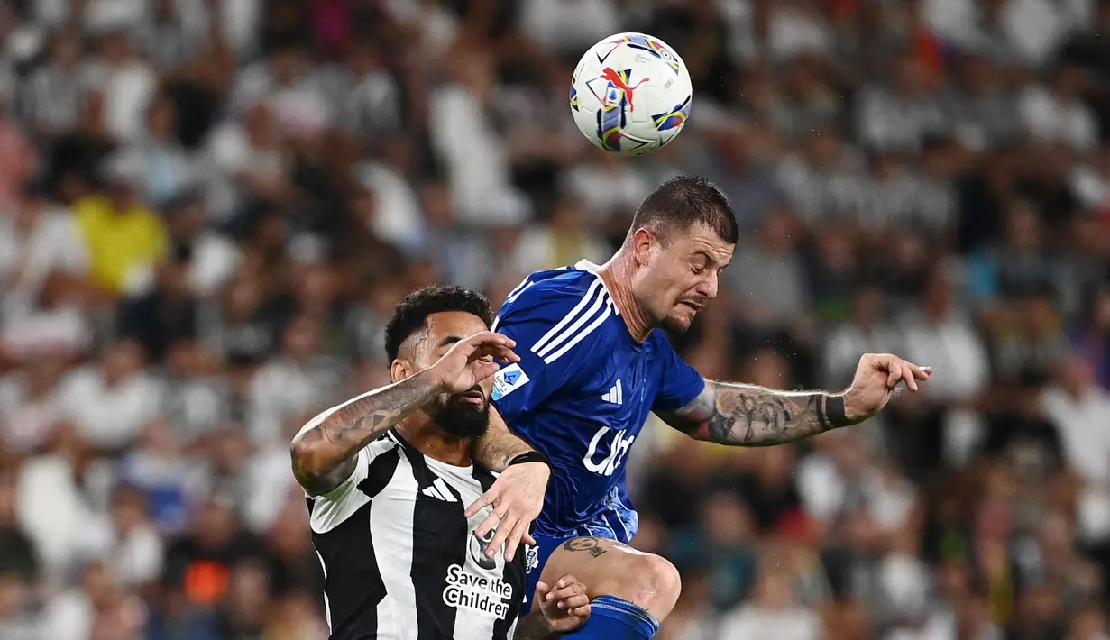 Nonya Tua menang dengan skor meyakinkan tiga gol tanpa balas atas tim yang baru promosi ke kasta tertinggi Liga Italia musim ini. (AFP/Isabella Bonotto)