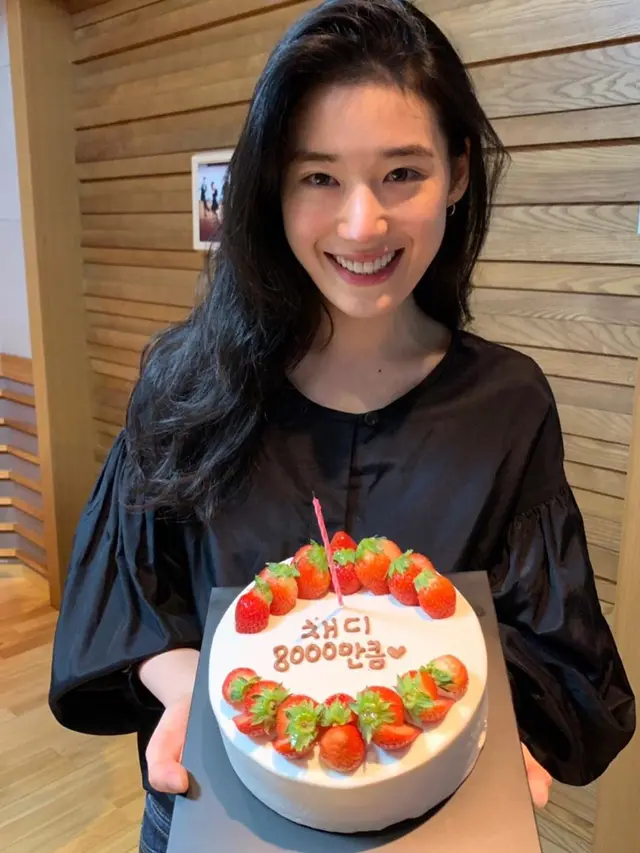 Jung Eun Chae (Instagram/ jungeunchae_)