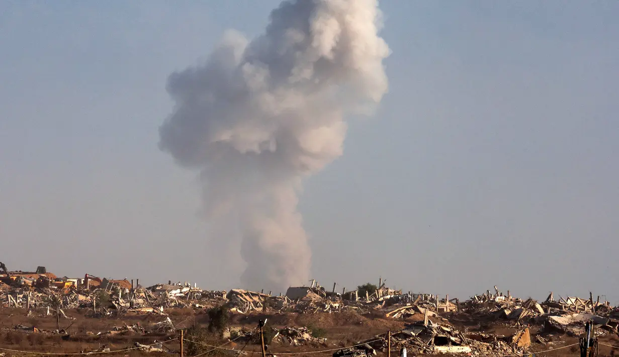 Militer Israel terus melancarkan serangan besar-besaran ke Kota Gaza sejak Selasa (16/9/2025). (Jack GUEZ/AFP)