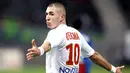 Lyon's Karim Benzema reacts during the French L1 match Caen vs. Lyon, on December 20, 2008, at the Michel-d'Ornano stadium in Caen. Lyon defeated Caen 1-0. AFP PHOTO/KENZO TRIBOUILLARD