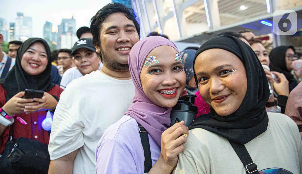 Tiket konser Coldplay di Jakarta pun sudah dinyatakan sold out sejak dijual, baik secara presale dan general sale beberapa bulan lalu. (Liputan6.com/Faizal Fanani)