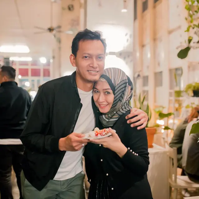 Fedi Nuril dan Vanny Widyasasti (Instagram/fedinuril)