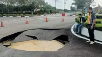 Ngeri, Sinkhole Muncul di Kompleks Bandara Internasional Kuala Lumpur Malaysia