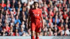 Steven Gerrard merupakan salah satu pemain terhebat yang pernah dimiliki Liverpool. Gerrard tercatat telah menghabisakan 17 tahun (1998-2015) bersama The Reds. Namun, ia ternyata tak pernah saklipun menjuarai Liga Inggris bersama Liverpool. (AFP/Oli Scarff)