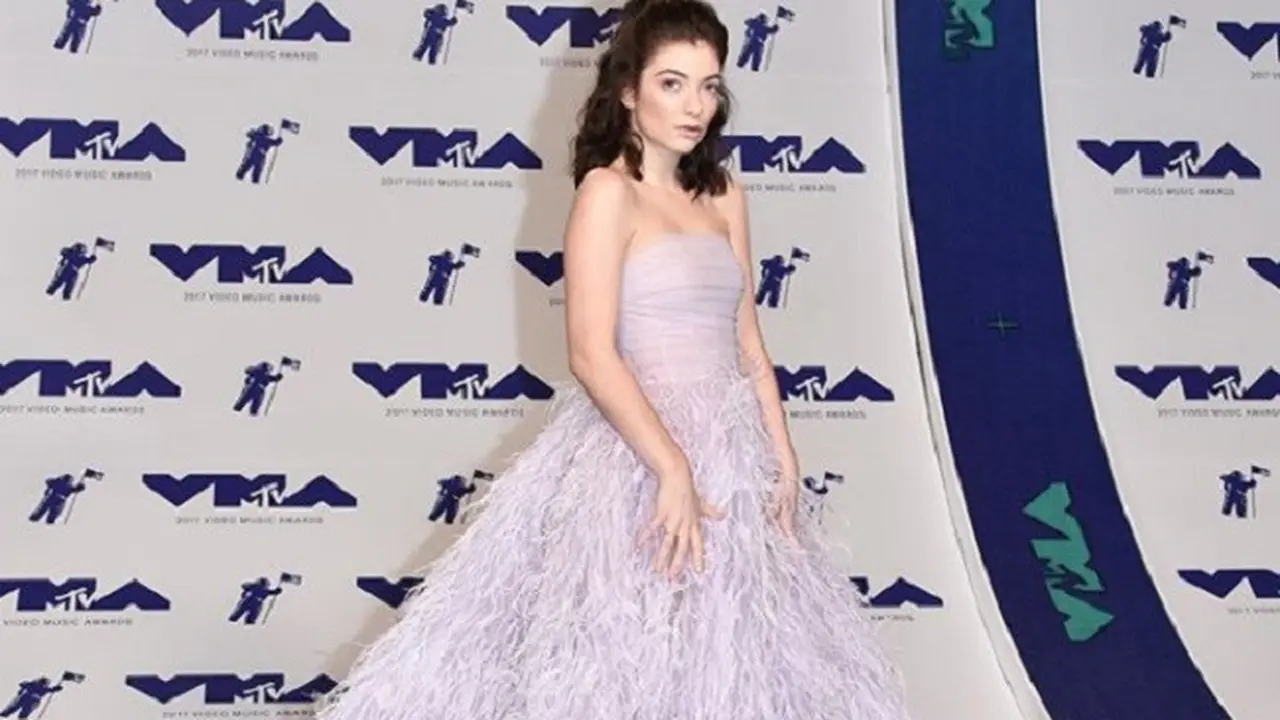 Deretan Gaun Terbaik dari Ajang MTV Video Music Awards 2017