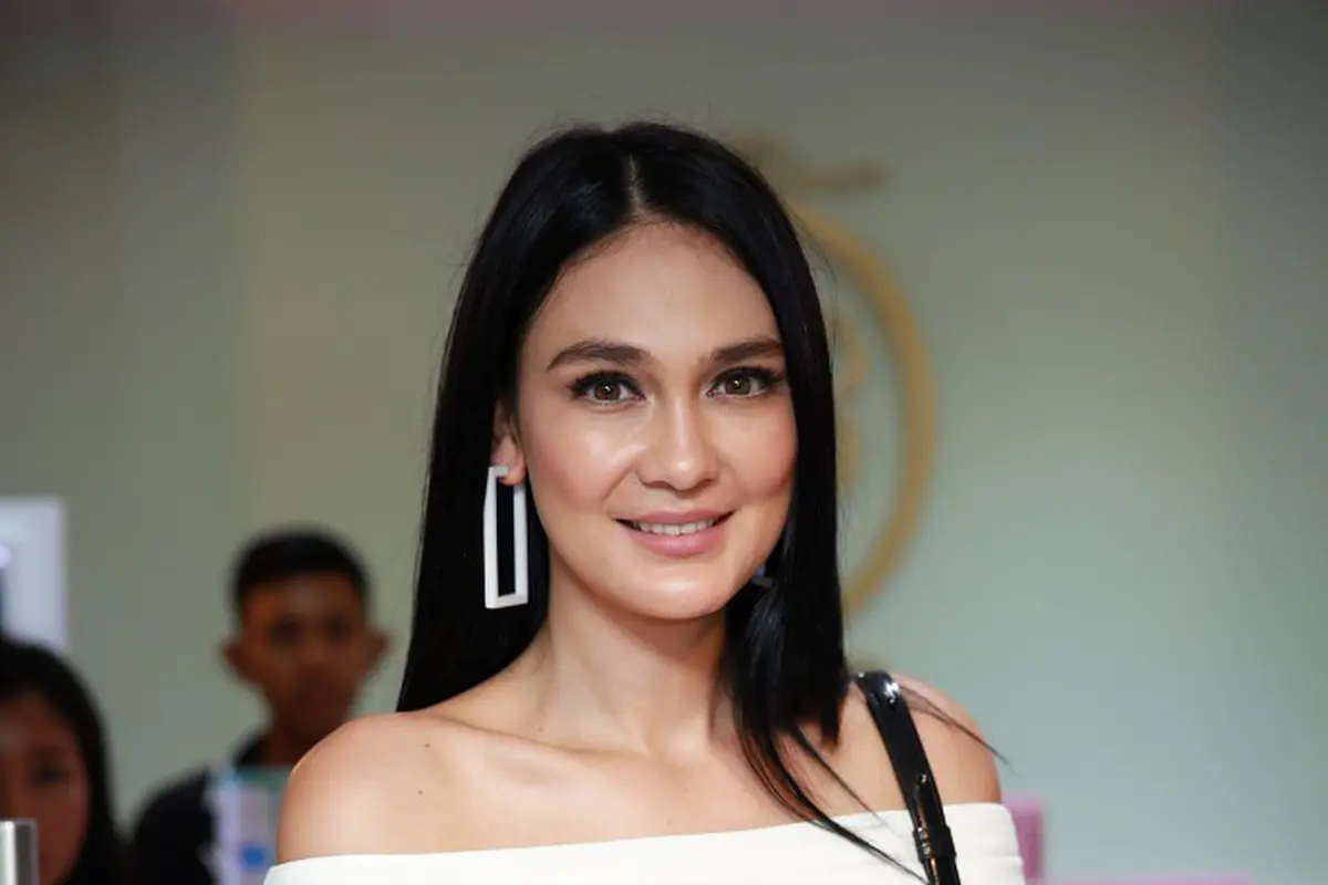 [Bintang] Luna Maya