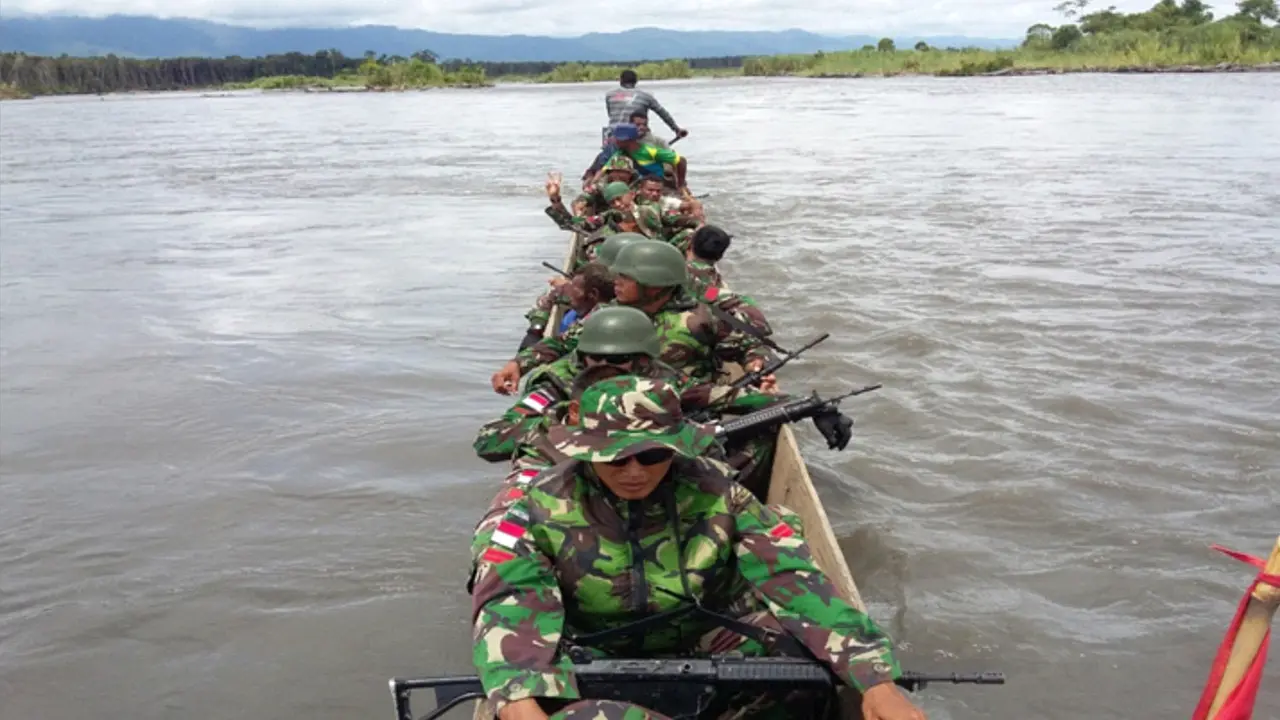 Sulitnya Sisir Patok Perbatasan RI di Papua, Mesti Jalan Kaki