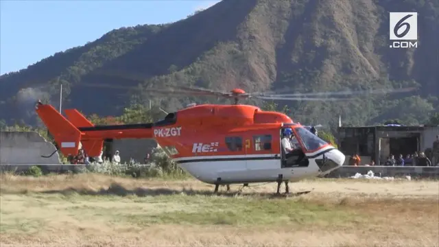 Evakuasi sisa korban para pendaki terjebak di gunung Rinjani pakai Helikopter.