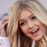 Ritual Kecantikan Gigi Hadid. (Foto: ehiyoanu.com)