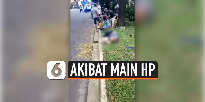 VIDEO: Mengemudi Sambil Main HP, Perempuan Ini Tabrak Pejalan Kaki Hingga Tewas