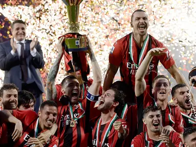 AC Milan berhasil mengunci titel juara Serie A musim ini setelah meraih kemenangan besar atas Sassuolo dengan tiga gol tanpa balas. (AFP/Filippo Monteforte)