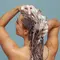 Sandwich Hair Method, Teknik Keramas agar Ujung Rambut Tetap Lembap dan Kulit Kepala Tak Berminyak