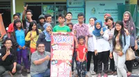 Sekelompok mahasiswa Universitas Muhammadiyah Yogyakarta (UMY) yang melaksanakan kegiatan pelatihan jurnalis di  Rumah Singgah Anak Mandiri.