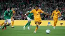 Cody Gakpo yang menjadi algojo sukses menaklukkan Bazunu sehingga skor kembali sama kuat 1-1. (Donall Farmer/PA via AP)