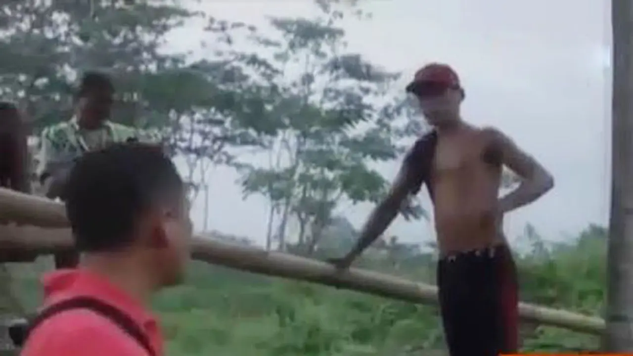 VIDEO: Anggota DPRD Diduga Terlibat Penambangan Pasir Ilegal
