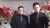 7 Pesona Omar dan Keanu Putra Kembar Cindy Fatikasari, Semakin Memesona di Usia 21 Tahun