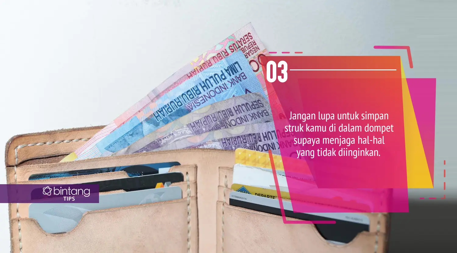 Ini cara yang wajib kamu lakukan ketika berbelanja online. (Photographer: Daniel Kampua. DI: Iqbal Nurfajri)