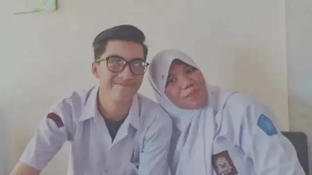 Kisahnya Viral Tahun 2016, Ini 6 Potret Terbaru Azhari Irsalna dan Aditya Bareng Kekasih