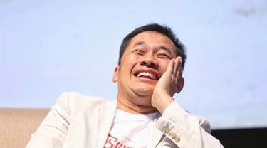 Hanung Bramantyo Jelaskan Perbedaan Miracle In Cell No 7 Versi Indonesia Dengan Korea Selatan News Entertainment Fimela Com