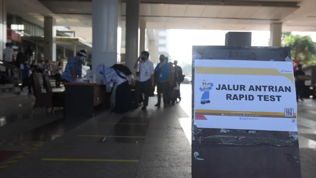Pertamina Wajibkan Pekerja Serahkan Hasil Rapid Test Sebelum Masuk Kantor
