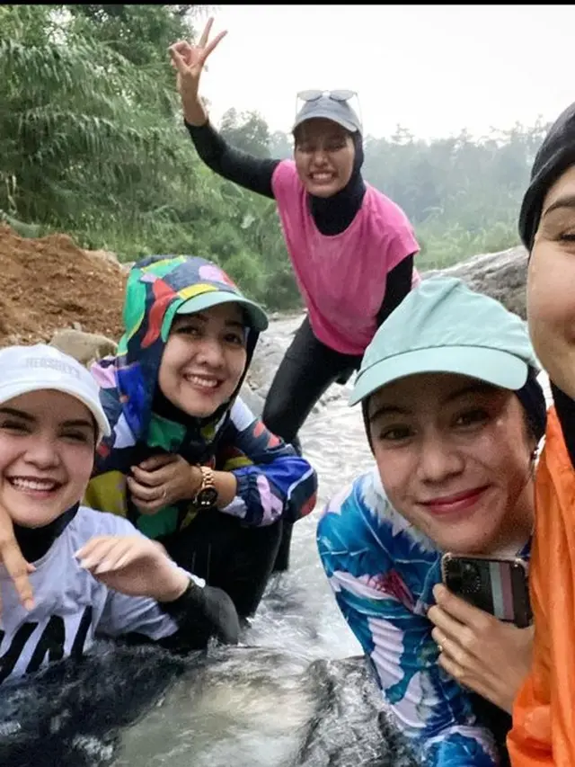Kisah Zaskia Adya Mecca Pernah Terseret Arus Sungai, Trauma Hingga Kini