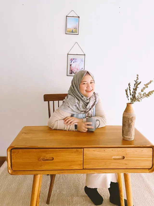 Berhasil Turun 20 Kg, Ini 6 Potret Terbaru Diera Bachir yang Curi Perhatian