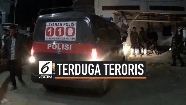 VIDEO: Satu Keluarga Terduga Teroris Ditangkap di Lamongan