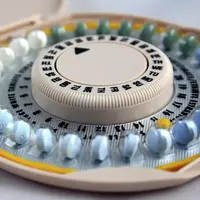 Sebagai cewek, kamu harus tahu 4 fakta pil KB. | via: waynewomensclinic.com