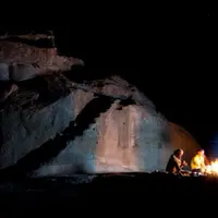 Bermalam di gurun Yordania bersama orang asing, cerita menarik yang dibawa pulang.