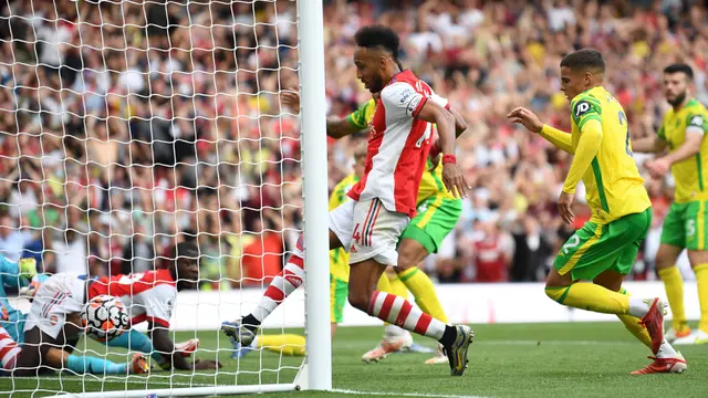 Foto: Akhirnya Arsenal Pecah Telur di Liga Inggris Lewat Gol Semata Wayang Aubameyang