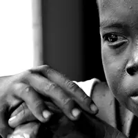 Kasihan, mereka nggak dapat tiket kereta api di hari raya Idul Fitri.