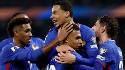 Padahal, Mbappe mampu tampil gemilang dalam laga tersebut dengan membuka keran gol Les Bleus pada menit ke-45+2. (AFP/Franck Fife)