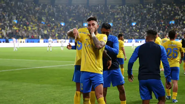 Foto: Cristiano Ronaldo Cetak Gol ke-17 Buat Al Nassr, Legenda Liverpool Terancam Dipecat?
