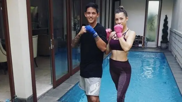 Rumah Irfan Bachdim dan Jennifer Kurniawan