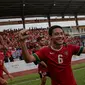 Pemain timnas U-22 Evan Dimas Darmono usai menang melawan Myanmar dalam laga final perebutan medali perunggu Sea Games 2017 di Stadion MPS, Selayang, Malaysia, Selasa (29/8). Indonesia menang dengan skor 3-1. (Liputan6.com/Faizal Fanani)