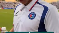 Sabah FC Malaysia memberikan ucapan selamat kepada Sabah FK Azerbaijan atas pencapaian terbaru mereka. Momen tersebut menunjukkan hubungan unik antara dua klub yang memiliki nama sama dari negara berbeda.