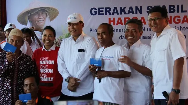 Menteri BUMN Rini Soemarno, Dirut Perum Bulog Budi Waseso, Direktur Mikro dan Kecil BRI Priyastomo (Dok Foto: Istimewa)