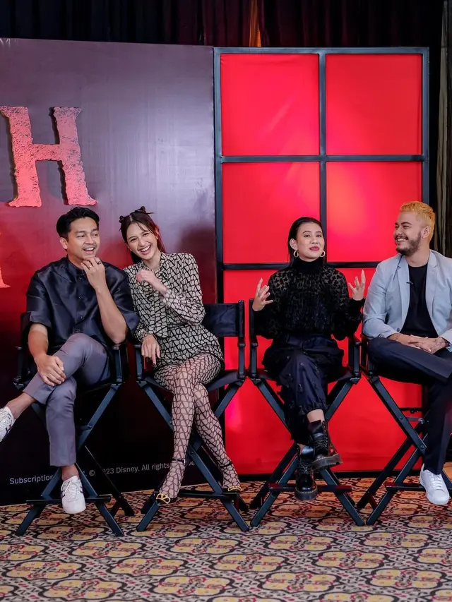 Mikha Tambayong dan Deva Mahenra