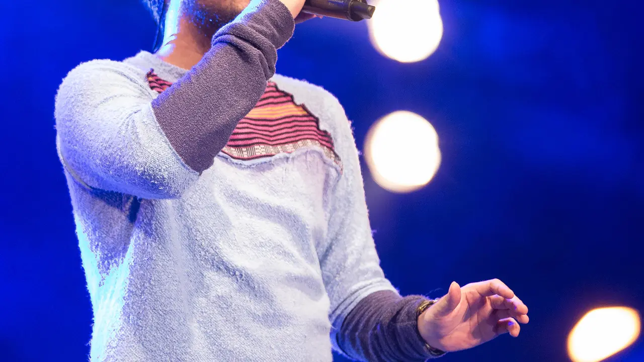 [Bintang] Konser Urban Gigs 2016: Kunto Aji Berhasil Membius Para Penonton Urban Gigs