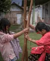 Kalau tumbuh di tahun di tahun 90-an, permainan ini mungkin tak asing lagi buat kamu. Permainan mana yang jadi favoritmu? (Mohammadridwan/ Shutterstock.com)