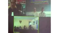 Sidang online melalui video conference yang dilakukan Kejari Kampar dengan majelis hakim dan terdakwa untuk mengantisioasi virus corona. (Liputan6.com/Istimewa/M Syukur)