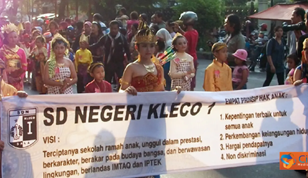 Citizen6, Solo: Karnaval Kota Layak Anak yang diselenggarakan pada, Jumat (1/7) berlangsung meriah. (Pengirim: Sugeng Santoso)