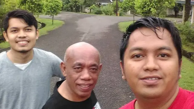 6 Potret Pak Tarno Tanpa Wig Rambut, Punya Alasan Tersendiri