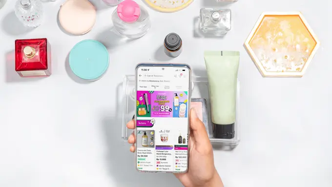 Menyambut kehadiran berbagai konser dan festival musik di Indonesia, Tokopedia membagikan lima tips make up kece dan tahan lama saat nonton konser dan festival musik.