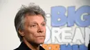 Jon Bon Jovi pernah bekerja sebagai dekorator acara natal. (ANGELA WEISS / AFP)